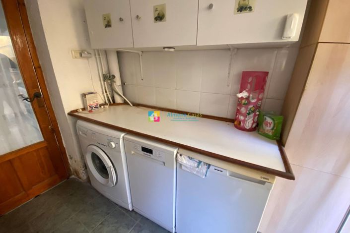 Image No.10-3 Bed Townhouse for sale