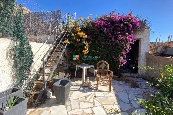 Image No.15-3 Bed Townhouse for sale