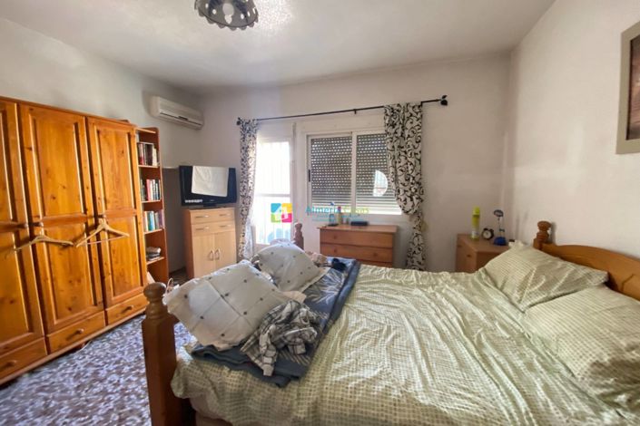 Image No.20-3 Bed Townhouse for sale