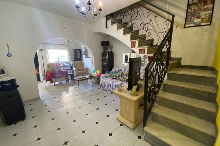 Image No.6-3 Bed Townhouse for sale