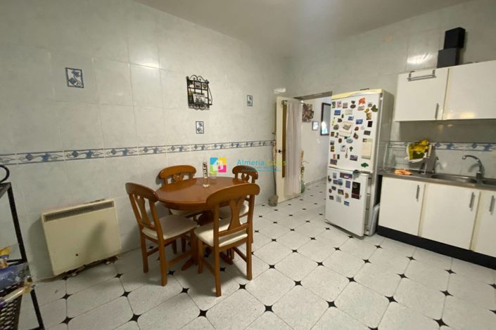 Image No.9-3 Bed Townhouse for sale