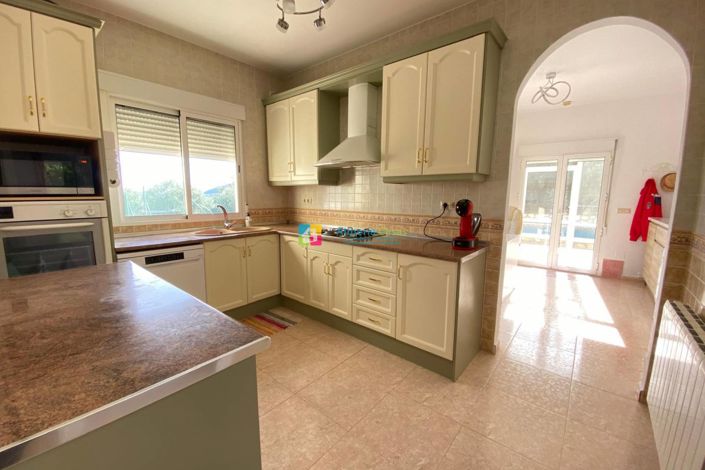 Image No.13-3 Bed Villa for sale