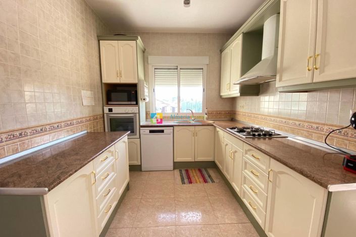 Image No.14-3 Bed Villa for sale