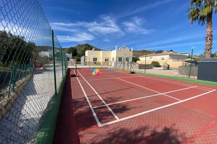 Image No.32-3 Bed Villa for sale