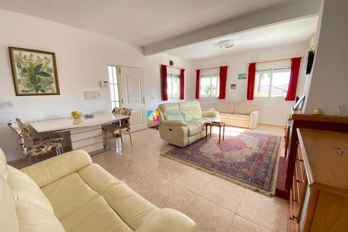 Image No.9-3 Bed Villa for sale