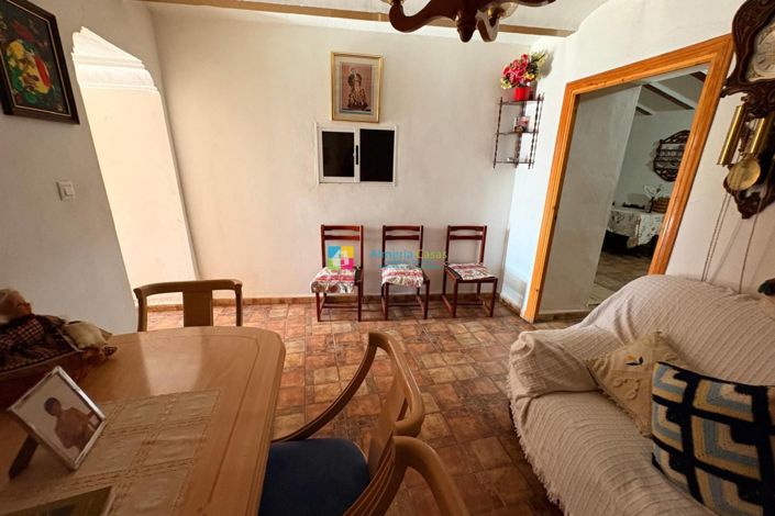 Image No.13-3 Bed Country House for sale