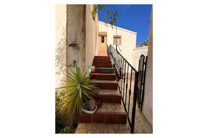 Image No.25-Maison de campagne de 3 chambres à vendre à Oria