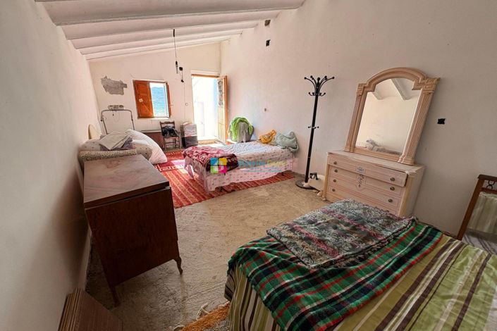 Image No.26-3 Bed Country House for sale