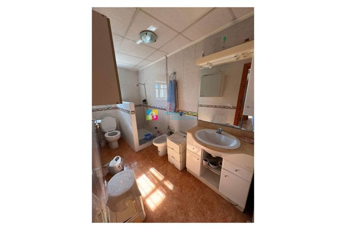 Image No.7-3 Bed Country House for sale