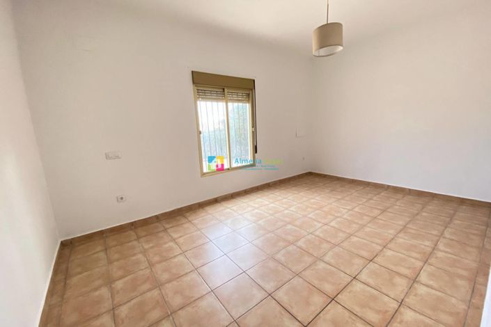 Image No.13-Maison de campagne de 4 chambres à vendre à Albox