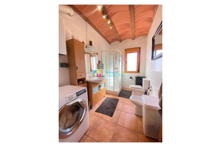 Image No.20-4 Bed Country House for sale