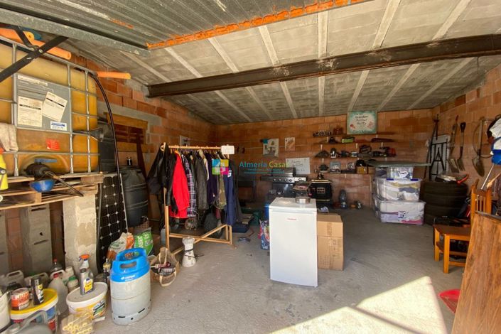 Image No.34-4 Bed Country House for sale