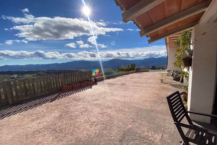 Image No.4-4 Bed Country House for sale