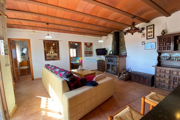 Image No.6-4 Bed Country House for sale