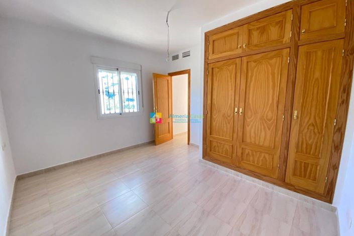 Image No.15-3 Bed Villa for sale