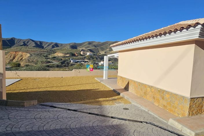 Image No.20-3 Bed Villa for sale