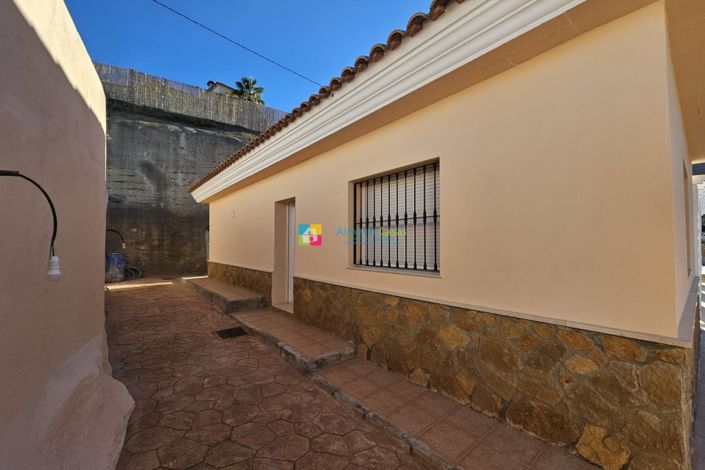 Image No.22-3 Bed Villa for sale