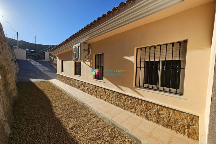 Image No.23-3 Bed Villa for sale