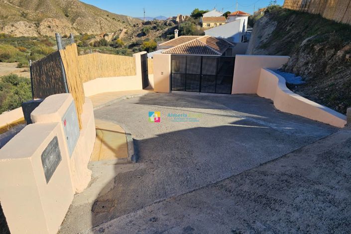 Image No.26-3 Bed Villa for sale