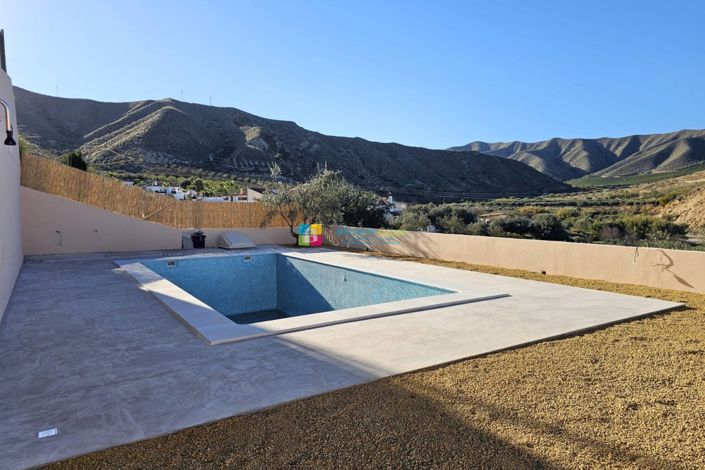 Image No.27-3 Bed Villa for sale