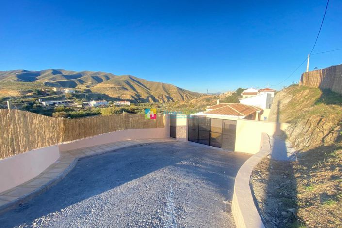 Image No.28-3 Bed Villa for sale