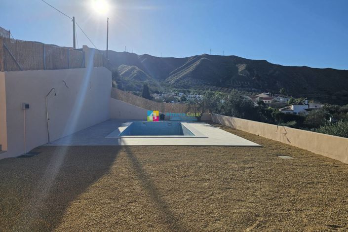 Image No.28-3 Bed Villa for sale