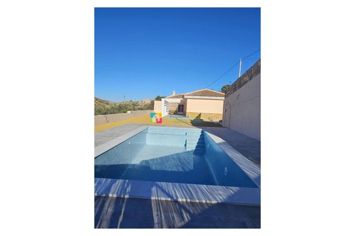 Image No.29-3 Bed Villa for sale