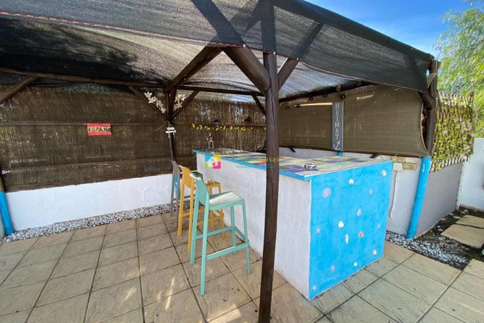 Image No.6-6 Bed Country House for sale