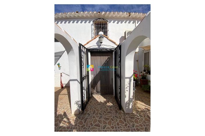 Image No.8-6 Bed Country House for sale
