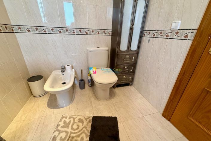 Image No.21-3 Bed Villa for sale