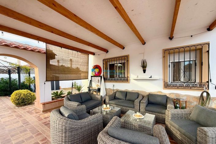 Image No.4-3 Bed Villa for sale