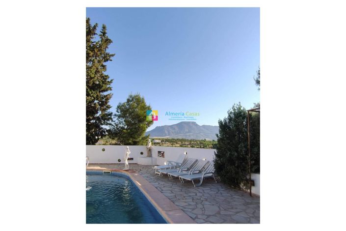 Image No.3-8 Bed Country House for sale