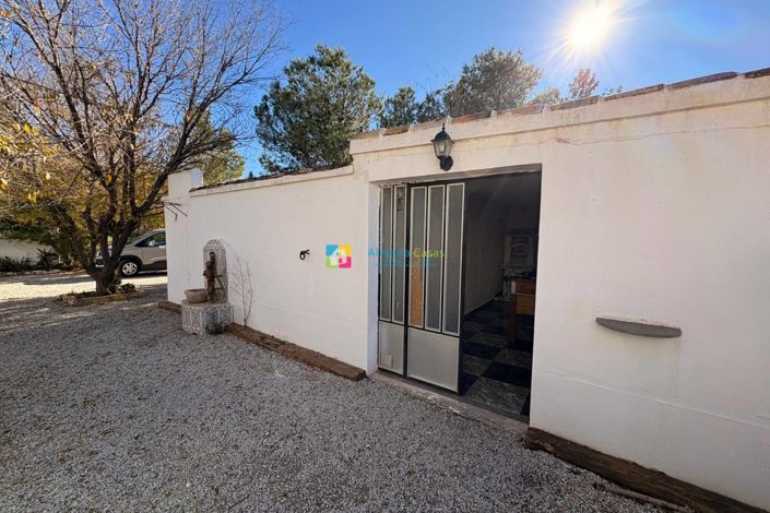 Image No.41-8 Bed Country House for sale