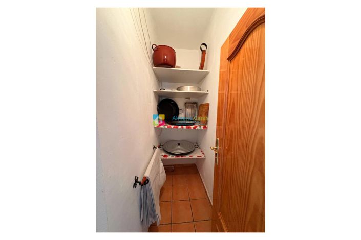 Image No.9-8 Bed Country House for sale