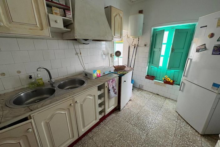 Image No.16-3 Bed Townhouse for sale