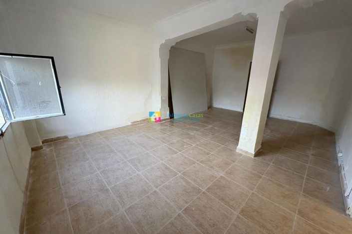 Image No.24-3 Bed Townhouse for sale