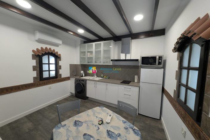 Image No.4-2 Bed Townhouse for sale