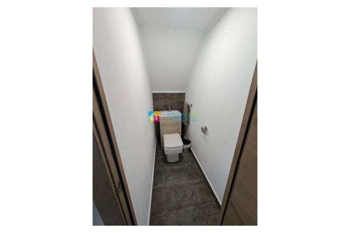 Image No.6-2 Bed Townhouse for sale