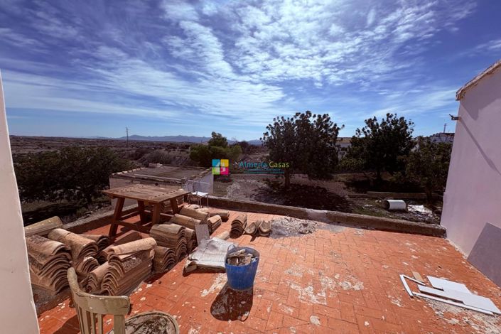 Image No.26-4 Bed Country House for sale