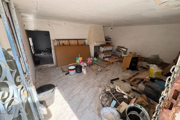 Image No.27-4 Bed Country House for sale