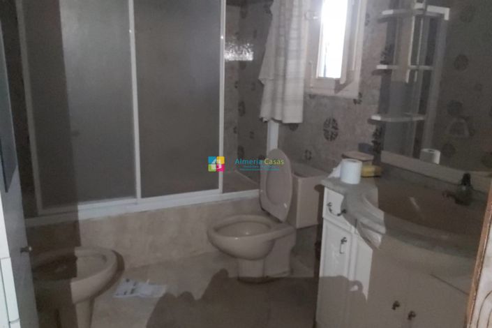 Image No.25-Maison de ville de 6 chambres à vendre à Almeria