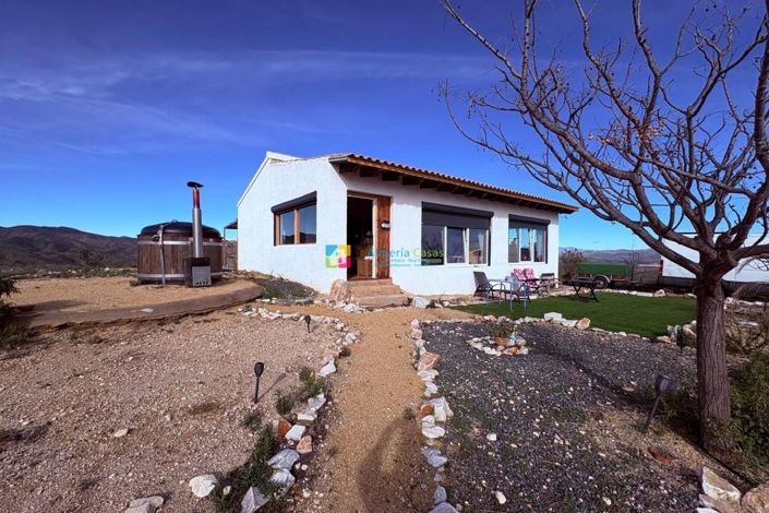 Image No.2-3 Bed Country House for sale