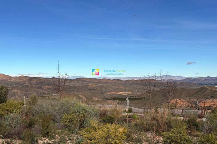 Image No.22-3 Bed Country House for sale