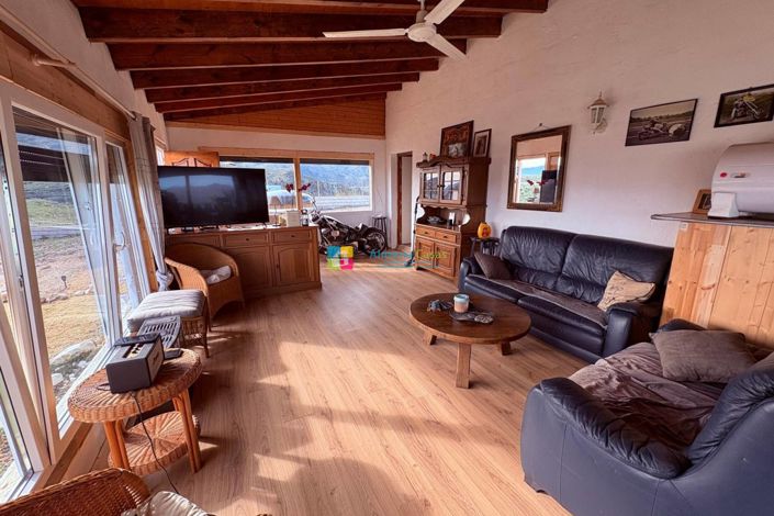 Image No.7-3 Bed Country House for sale