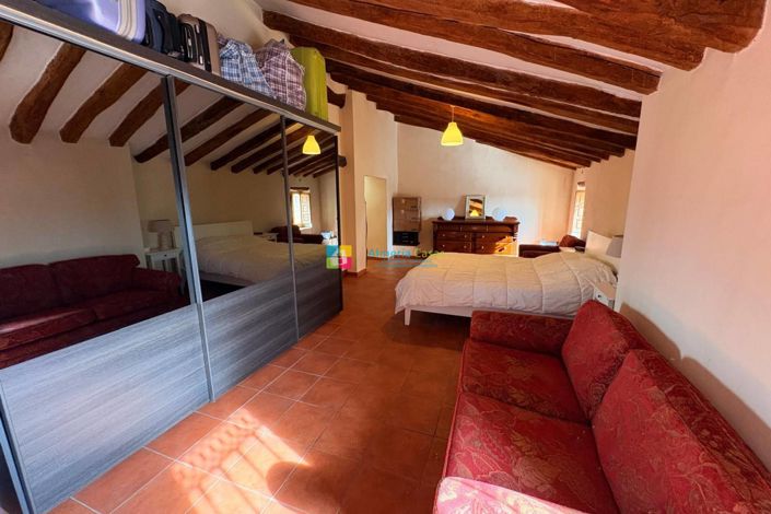 Image No.18-6 Bed Country House for sale