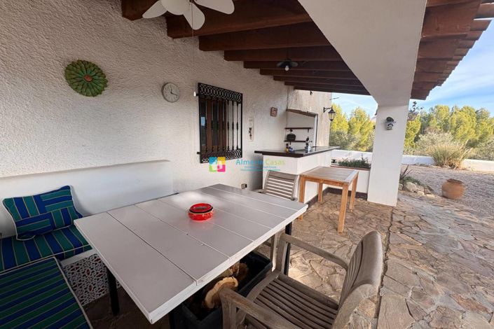 Image No.26-6 Bed Country House for sale