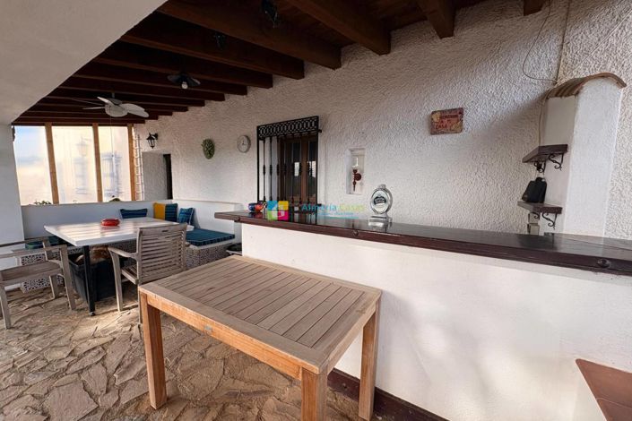 Image No.27-6 Bed Country House for sale