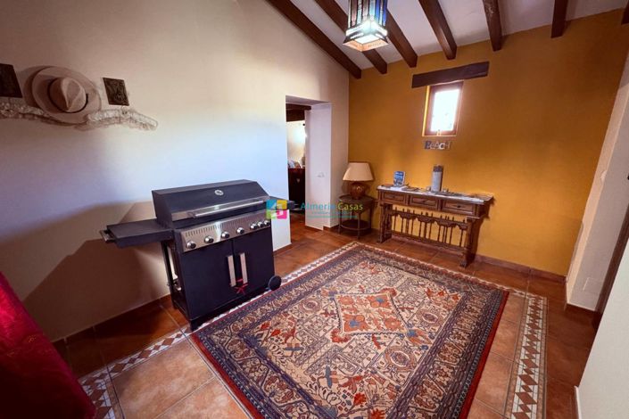 Image No.43-6 Bed Country House for sale