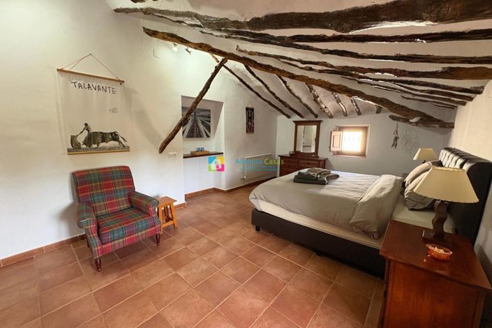 Image No.48-6 Bed Country House for sale