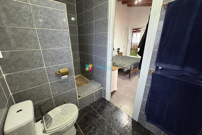 Image No.32-4 Bed Country House for sale